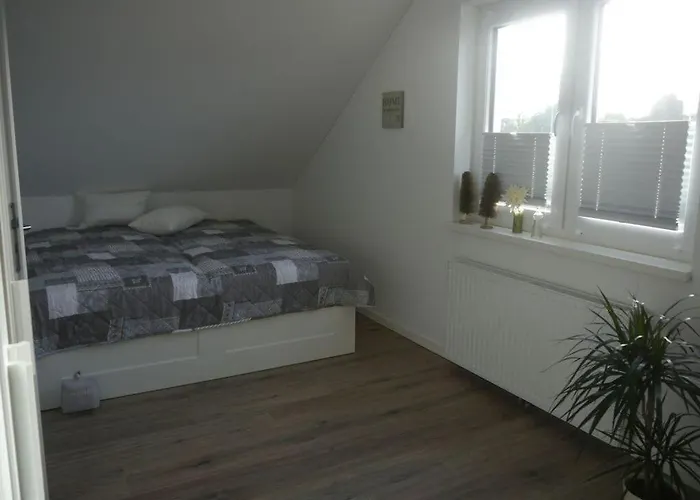 House House By The Appartement Sievern